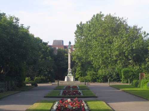 Kensington Gardens Main Image